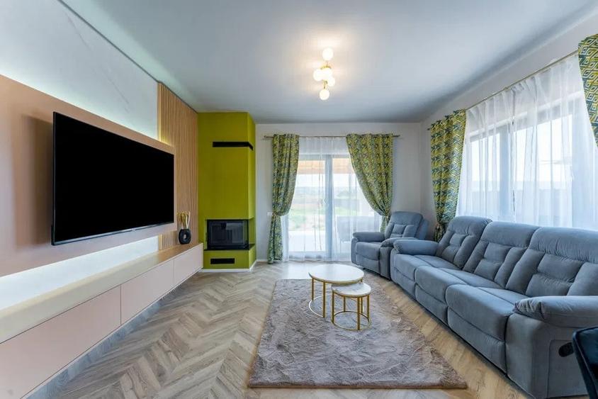 Duplex cu 5 camere cu Canalizare în Jucu de Mijloc