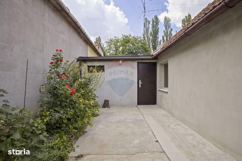 Casă cu 3 camere în Aradul Nou