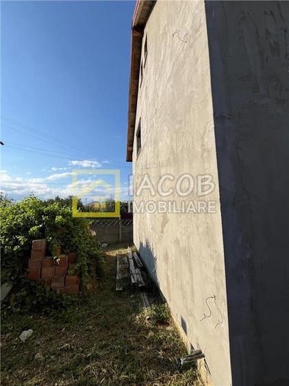 Casă individuală cu 4 camere cu Teren 259 Mp în Dumbrava (Berești-Bistrița)