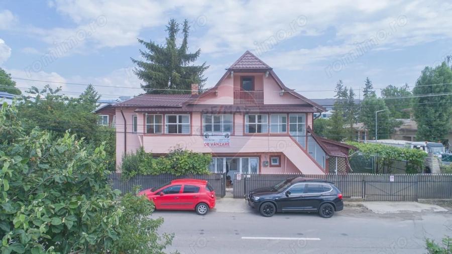 Casă cu Teren 168 Mp în Central