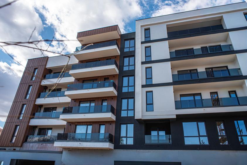 Apartament cu 2 camere decomandat în Sud