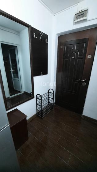 Garsonieră decomandată în Exterior Vest