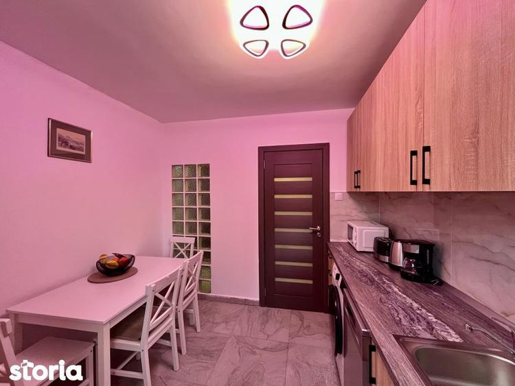 Apartament cu 2 camere semidecomandat, mobilat în Est