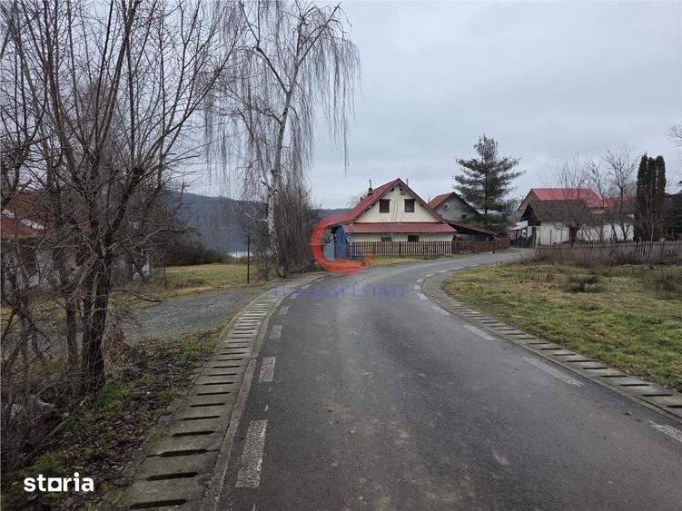 Teren de 365 mp, în Fârdea