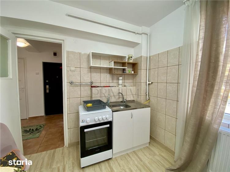 Apartament cu 2 camere decomandat, mobilat în Ultracentral
