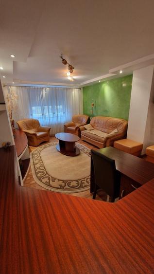 Apartament cu 4 camere în Central