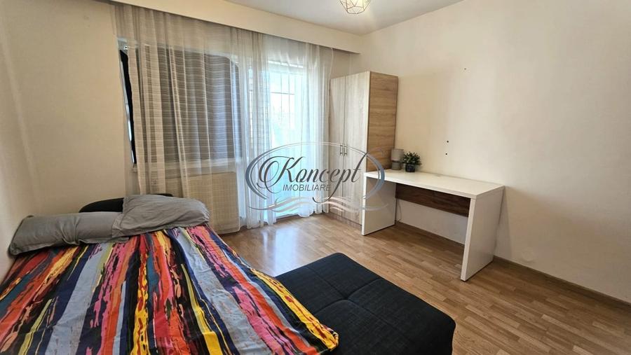 Apartament cu 3 camere decomandat, mobilat în Între Lacuri