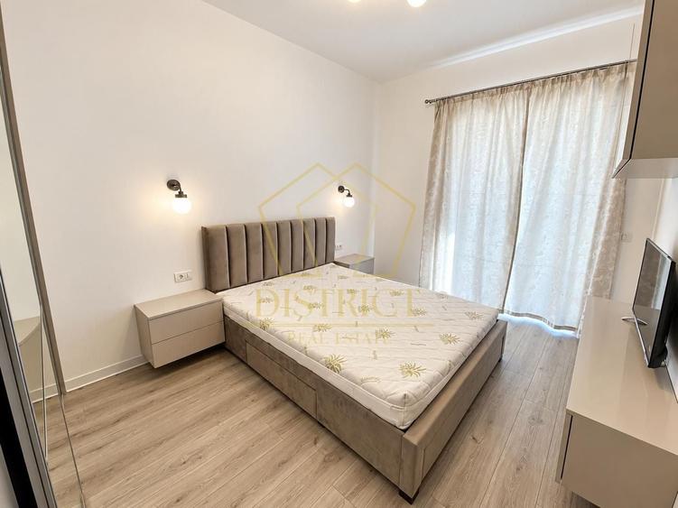 Apartament cu 2 camere decomandat, mobilat în Soarelui