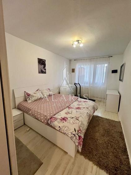 Apartament cu 3 camere, mobilat în Circumvalațiunii
