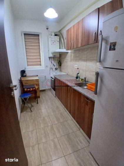 Apartament cu 2 camere în Apărătorii Patriei