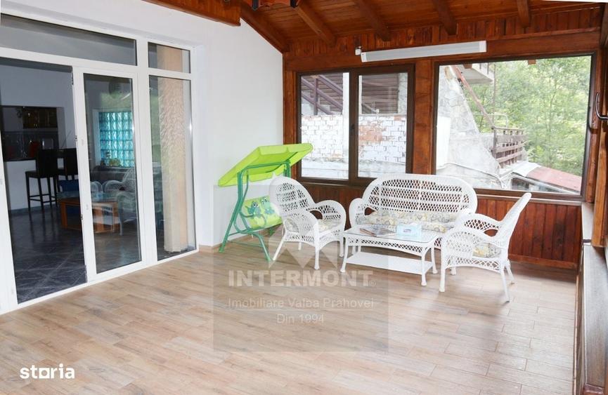 Casă cu 4 camere în Cumpătu