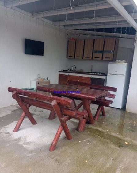 Casă cu 3 camere cu Teren 278 Mp în Palazu Mare