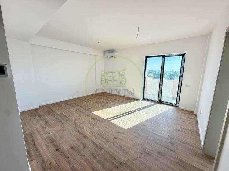 Apartament cu 3 camere decomandat în 1 Mai