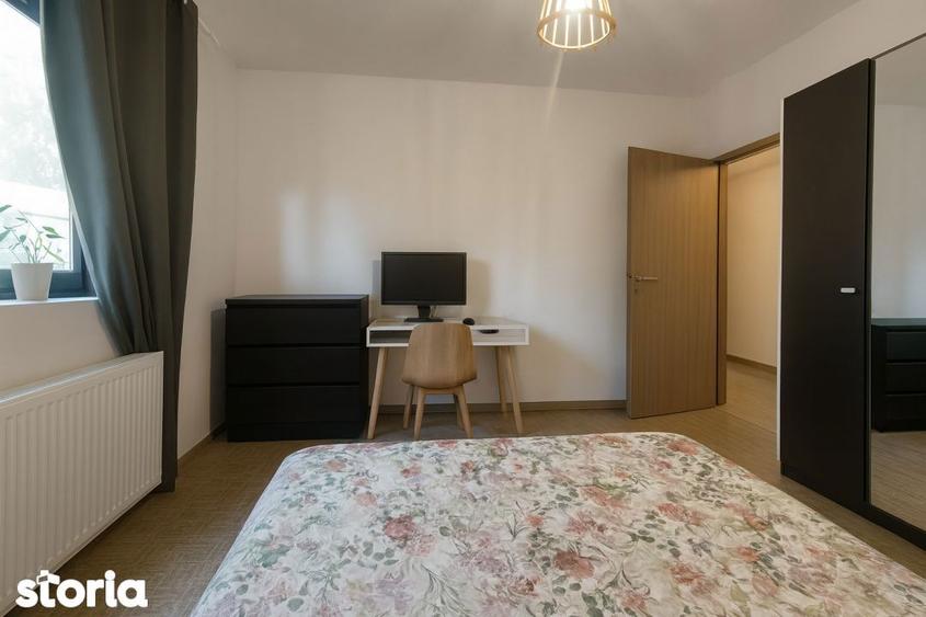 Casă cu 5 camere cu Teren 238 Mp în Central