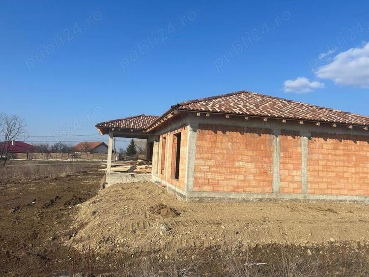 Casă cu 3 camere cu Teren 430 Mp în Lugoj