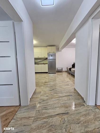 Apartament cu 3 camere decomandat în Dâmbul Rotund