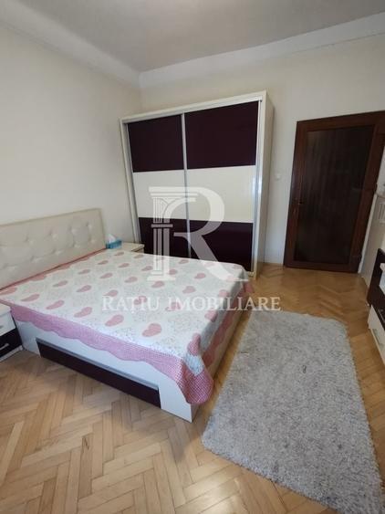 Apartament cu 2 camere decomandat, mobilat în Central