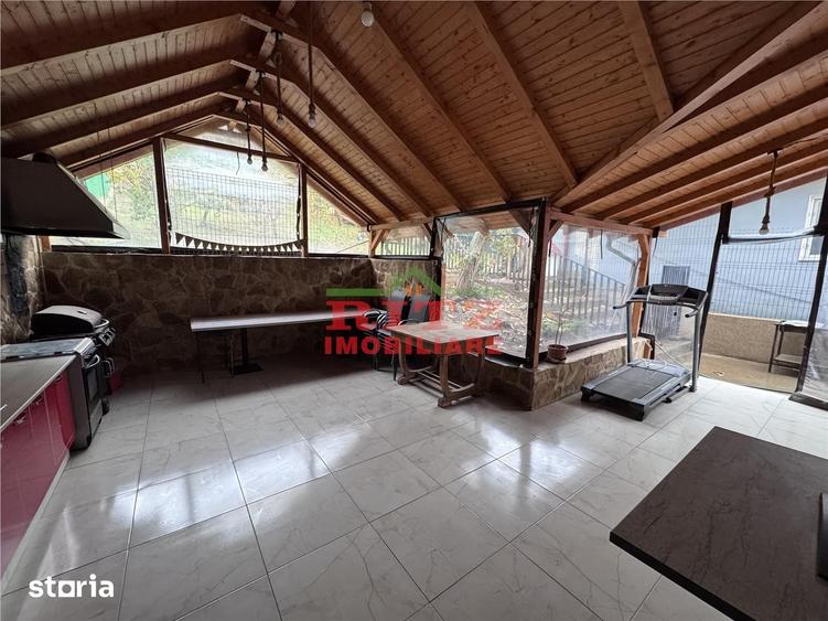 Casă cu 4 camere cu Teren 560 Mp în Ultracentral