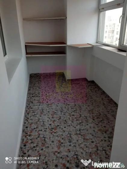 Apartament cu 3 camere decomandat în Decebal
