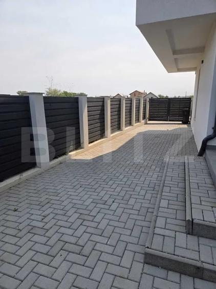 Casă cu 4 camere cu Canalizare în Valea Lupului