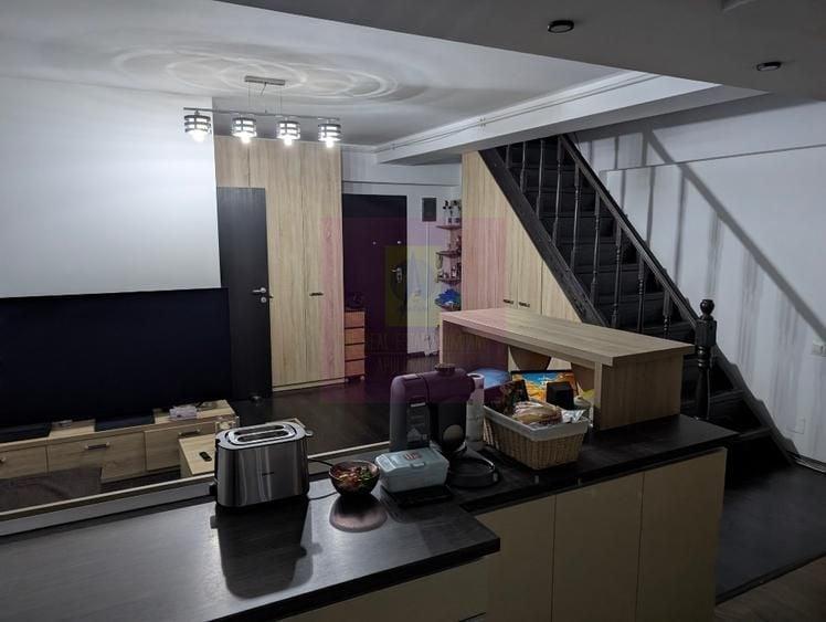 Apartament cu 3 camere decomandat, mobilat în Sebastian