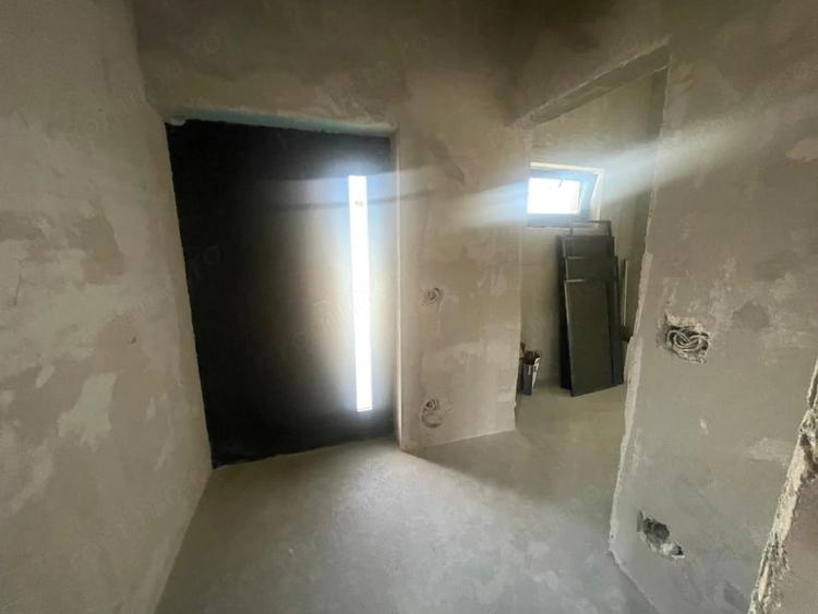 Casă cu Teren 800 Mp în Central