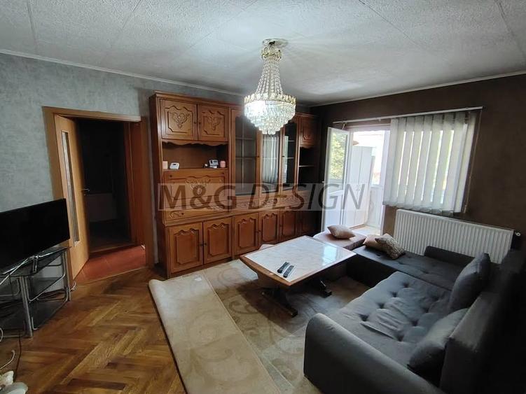 Apartament cu 2 camere semidecomandat, mobilat în Soarelui