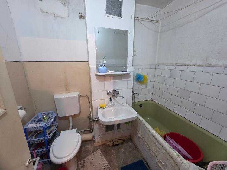 Garsonieră decomandată în Calarași 4