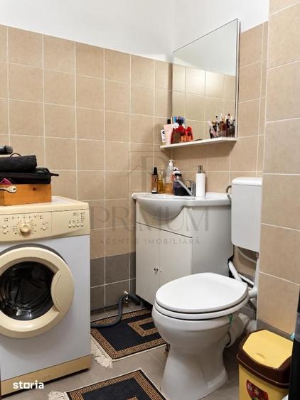 Apartament cu 3 camere decomandat, mobilat în Bucovina