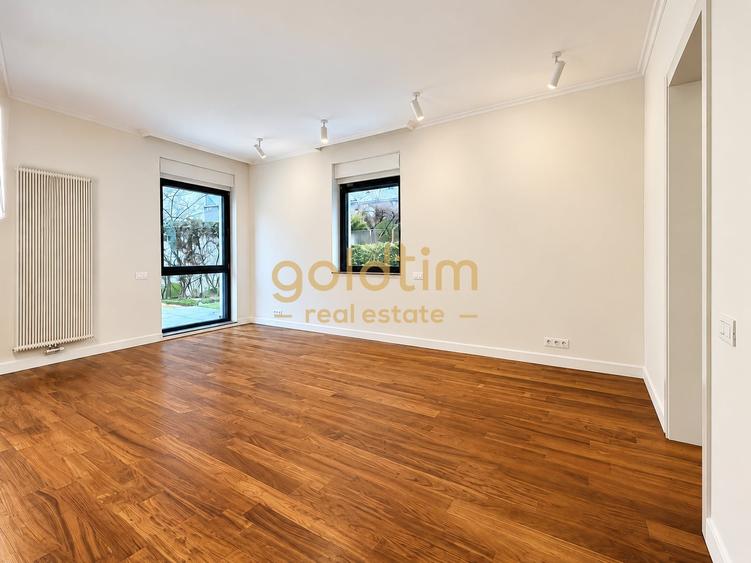 Apartament cu 4 camere decomandat, mobilat în Capitale