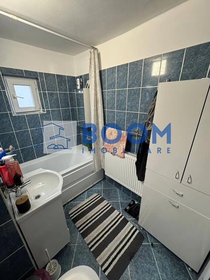 Apartament cu 3 camere decomandat în Căzănești (Râmnicu Vâlcea)