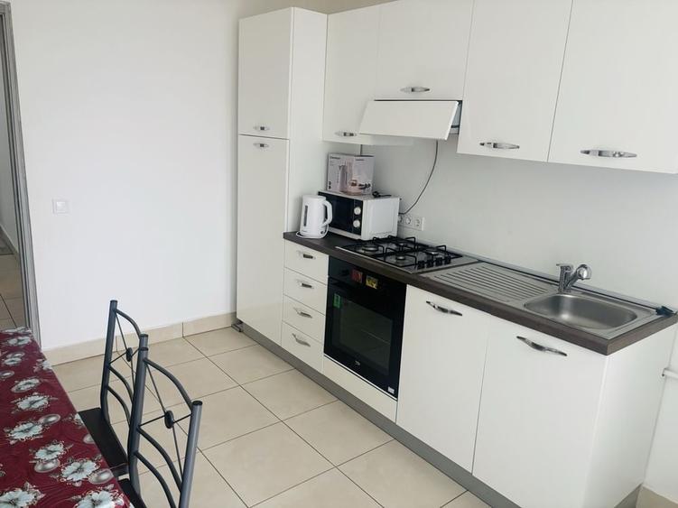 Apartament cu 2 camere decomandat în Exterior Vest
