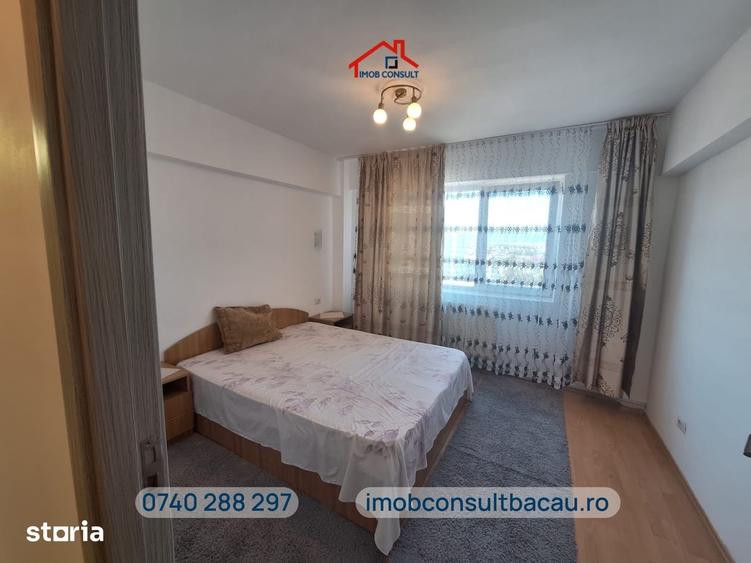 Apartament cu 3 camere decomandat în Letea