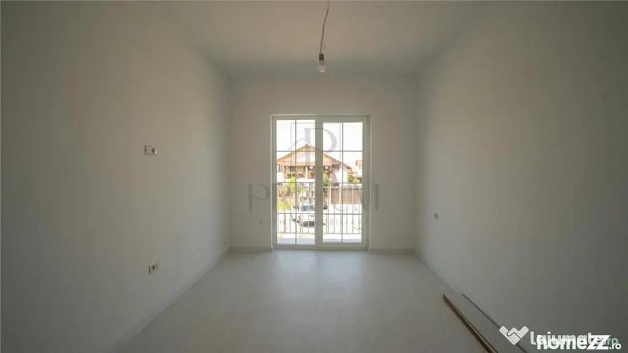 Casă cu 4 camere cu Teren 330 Mp în Central