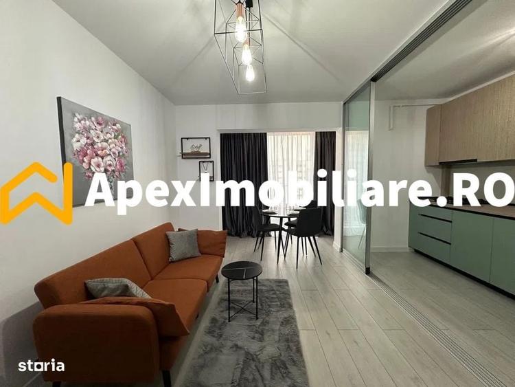 Garsonieră decomandată în Titan