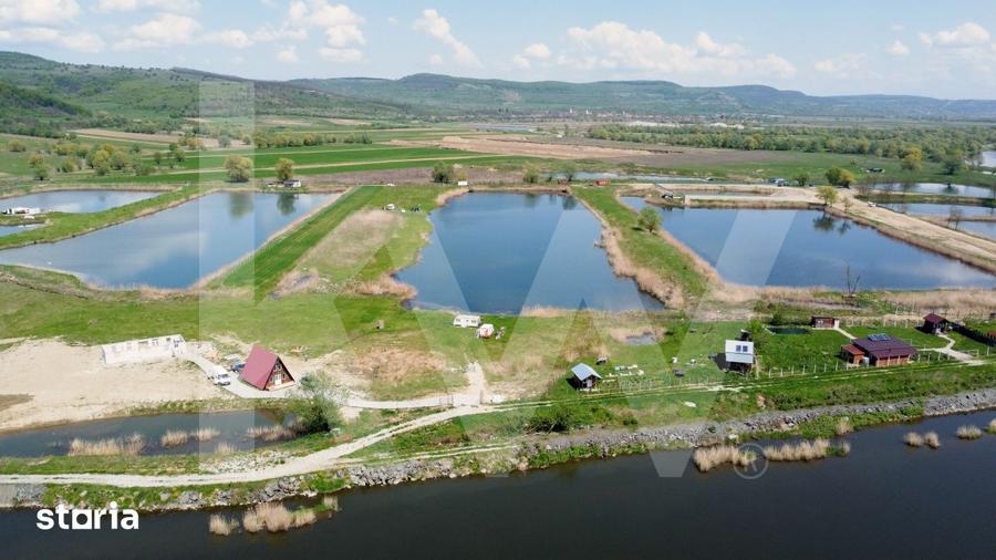 Teren de 35251 mp, în Central