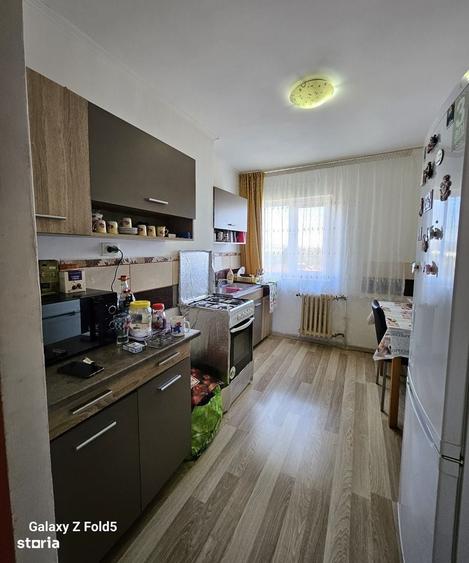 Apartament cu 2 camere semidecomandat în Nufărul