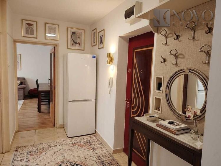 Apartament cu 2 camere semidecomandat, mobilat în Calea Călărașilor