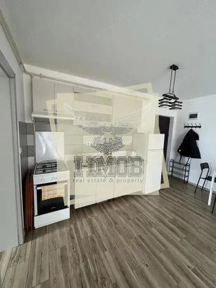 Apartamnet 2 camere balcon si loc de parcare privat - 1