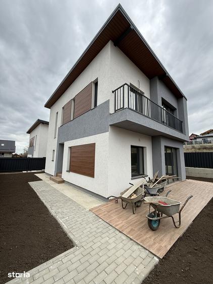 Propietar Casa finalizata in zona Barnova - 110mp utili, teren 300mp - 1