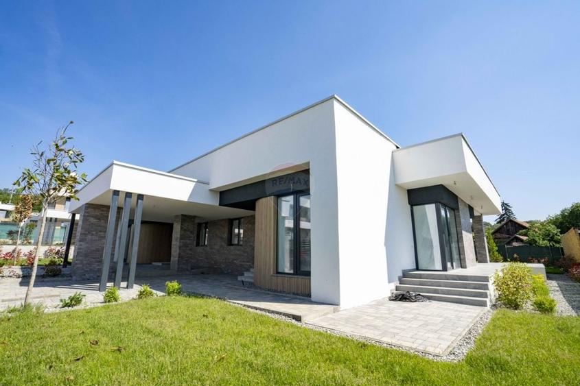 Duplex cu 4 camere cu Teren 400 Mp în Dealuri Oradea