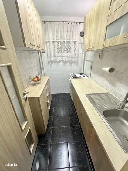 Apartament cu 2 camere semidecomandat în Central — fotografia 1