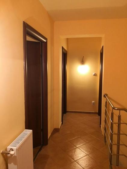 Casă cu 4 camere cu Teren 600 Mp în Brebu Megieșesc