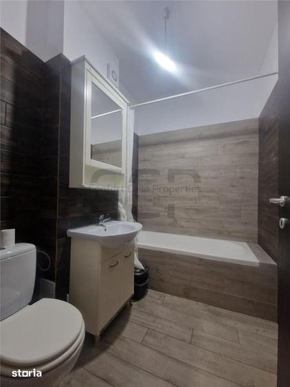 Apartament cu 2 camere decomandat în Apărătorii Patriei