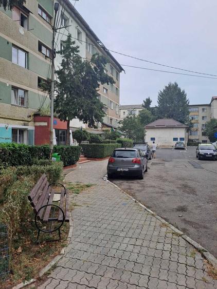 Garsonieră decomandată în Micro 9
