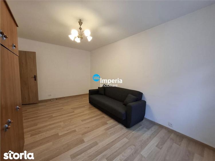 Apartament cu 2 camere decomandat în Galata