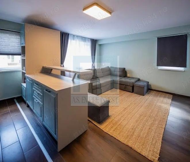 Apartament cu 3 camere decomandat, mobilat în Tractorul
