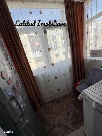 Apartament cu 3 camere, mobilat în Trivale