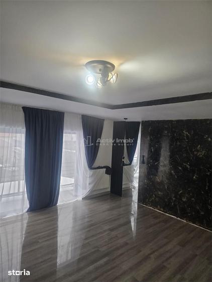 Casă cu 5 camere cu Teren 400 Mp în Răzvad