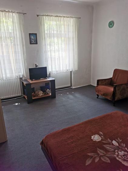 Casă cu 2 camere în Cristian